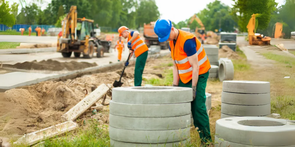 Labour supply services for commercial premises