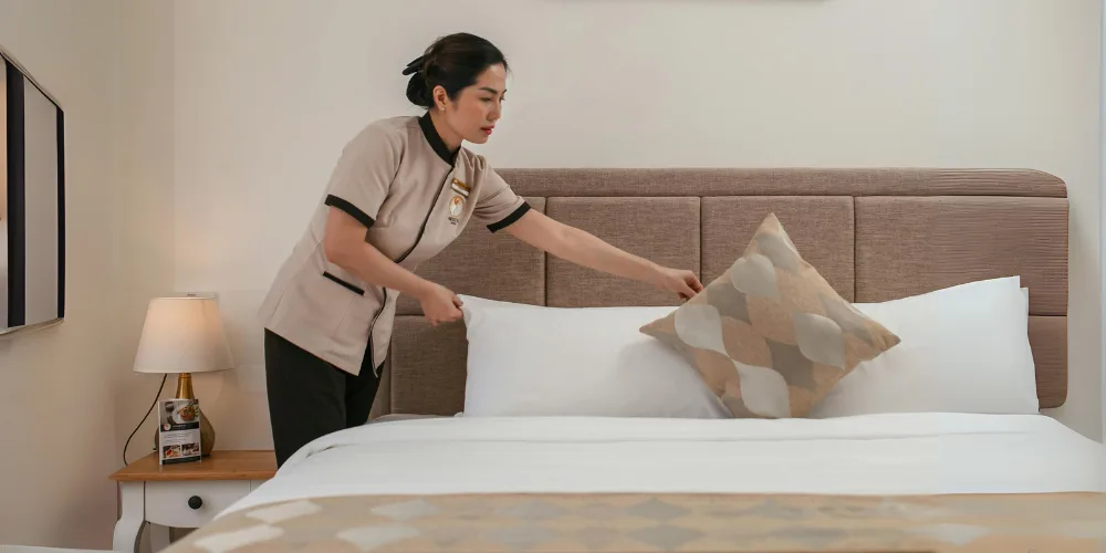 Corporate housekeeping services by Ardent team